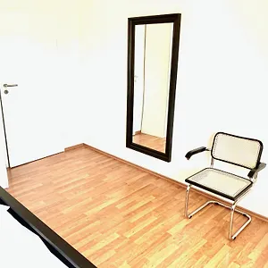  Apartment Super Zentral Begehrte Wohnlage Parkplatz Vor Haus Deutschland